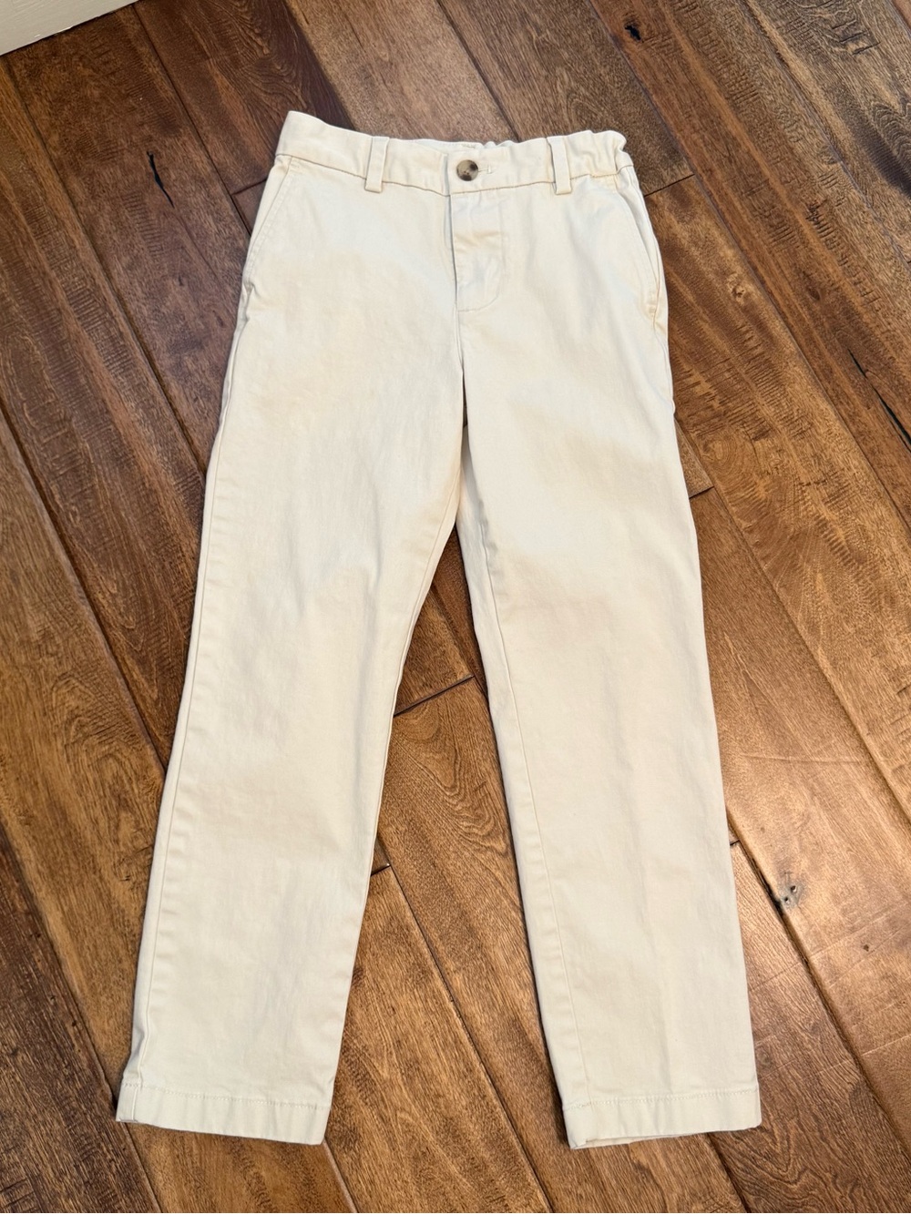 Vineyard Vines boys khaki pants 8